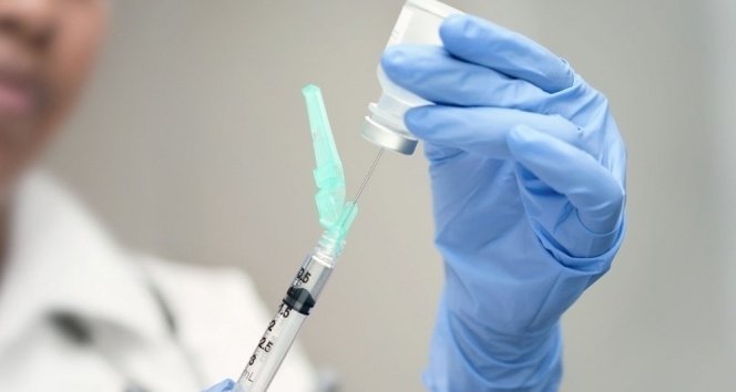 Rusya'nın Covid-19 aşısının ilk klinik sonuçları açıklandı